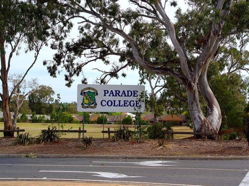 12 Carroll Close, Bundoora VIC 3083