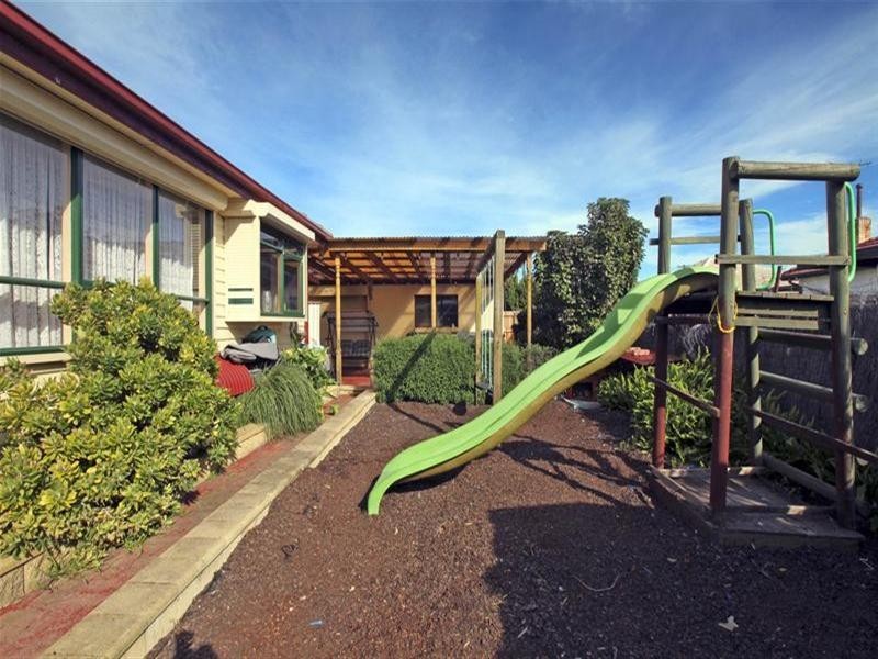 11 Baird Street, Fawkner VIC 3060