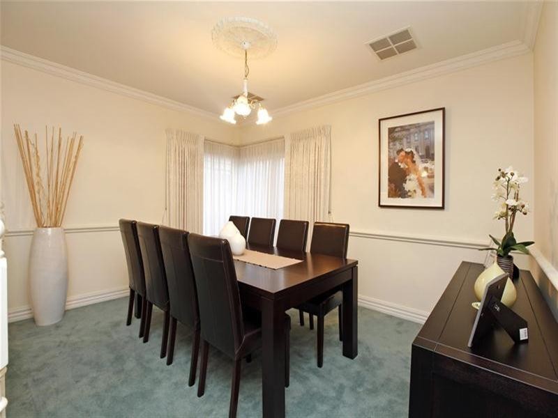 19 Timberglades Drive, Bundoora VIC 3083