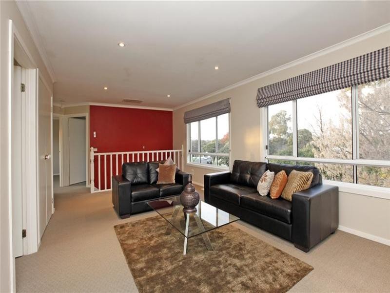 17 Ibbottson Street, Watsonia VIC 3087