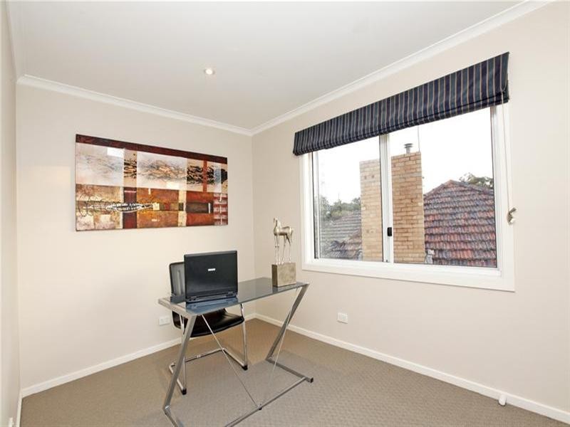 17 Ibbottson Street, Watsonia VIC 3087