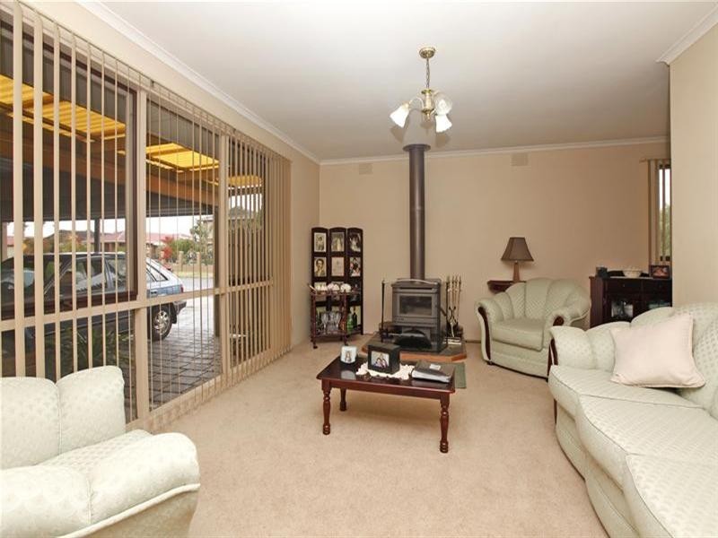 24 Betula Avenue, Bundoora VIC 3083