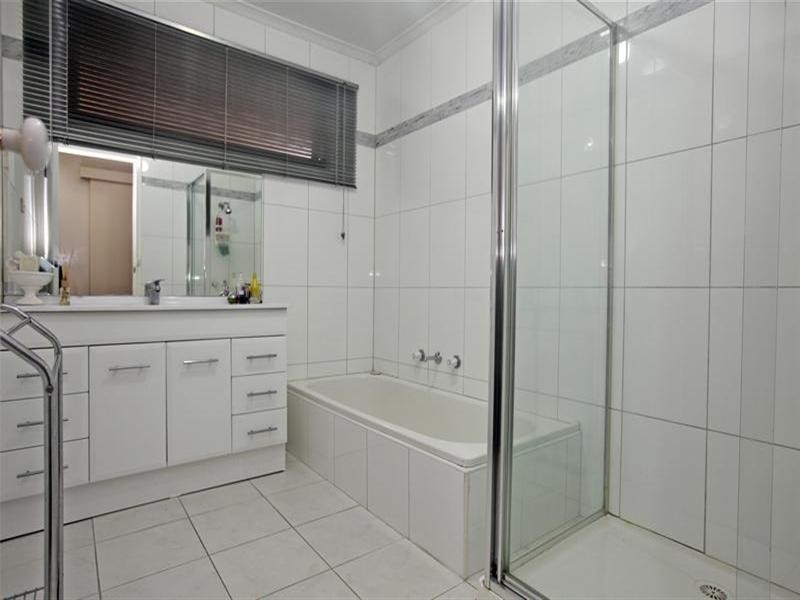 24 Betula Avenue, Bundoora VIC 3083