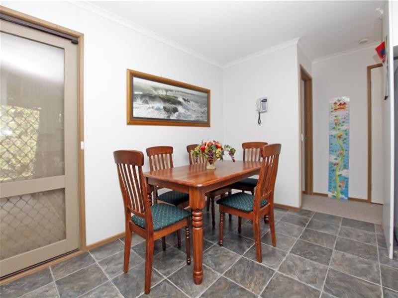 7 Flemington Drive, Mill Park VIC 3082