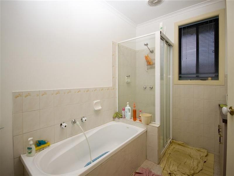 2/26 William Street, Fawkner VIC 3060