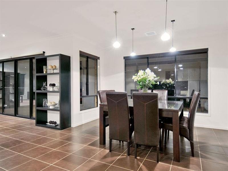 23 Gillow Grove, Doreen VIC 3754