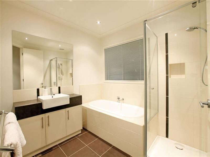 23 Gillow Grove, Doreen VIC 3754