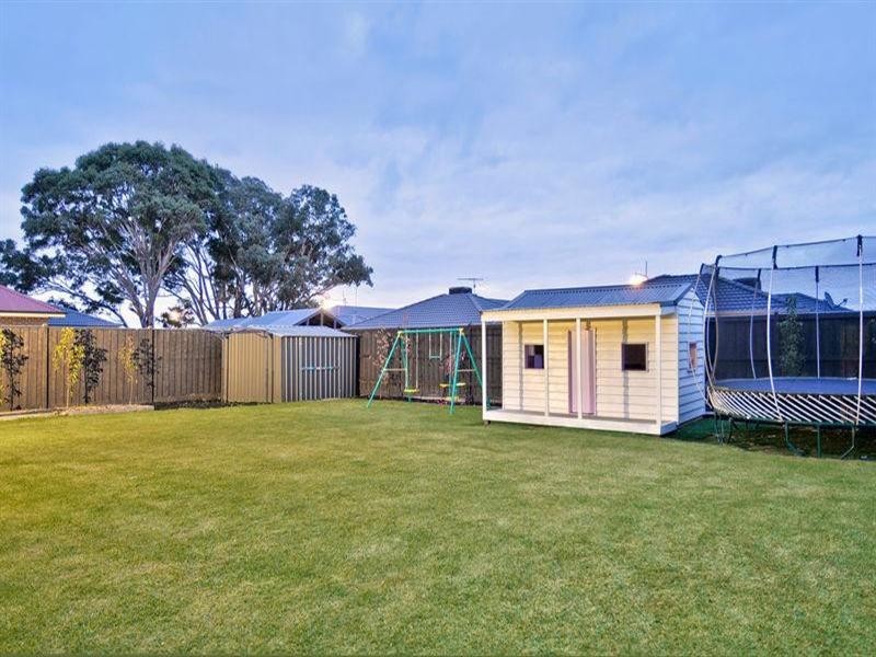 23 Gillow Grove, Doreen VIC 3754