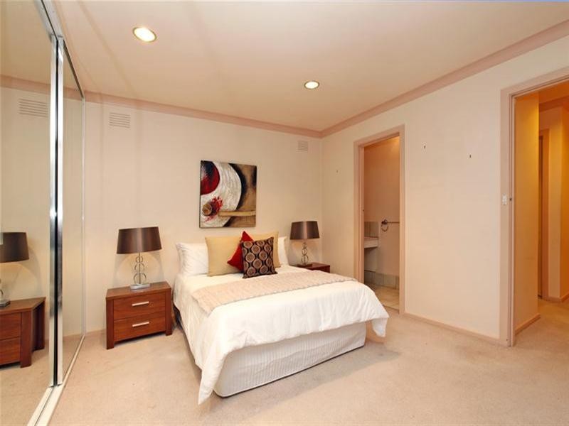 2 Flinders Court, Bundoora VIC 3083