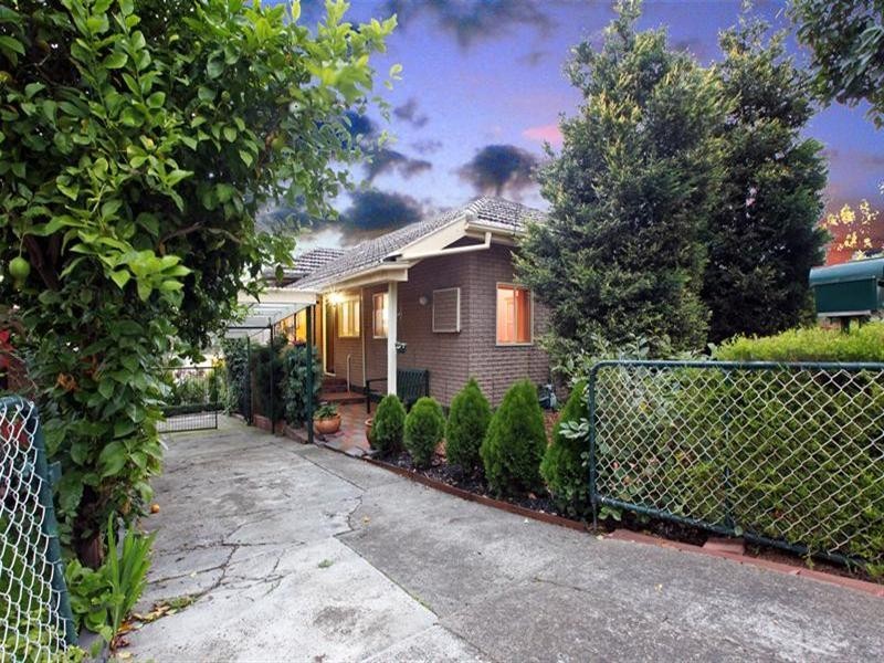 25 Scott Grove, Kingsbury VIC 3083