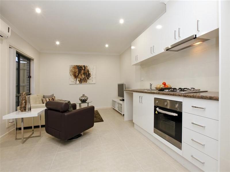 4/54 Heyington Avenue, Thomastown VIC 3074