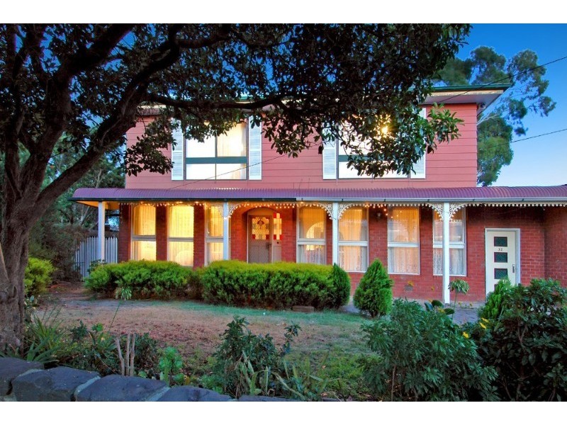 32 Chaucer Crescent, Bundoora VIC 3083