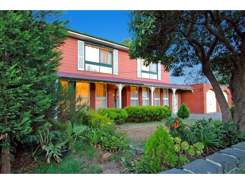 32 Chaucer Crescent, Bundoora VIC 3083