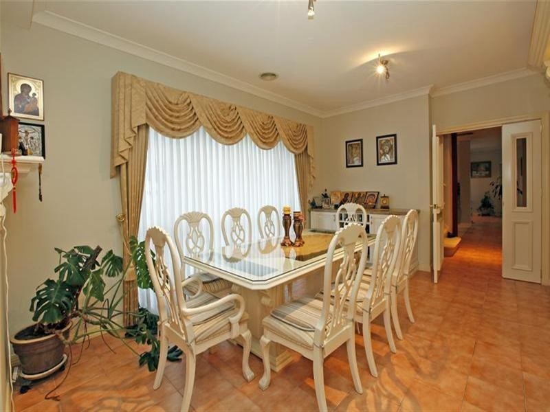 7 Gleditsia Way, Bundoora VIC 3083