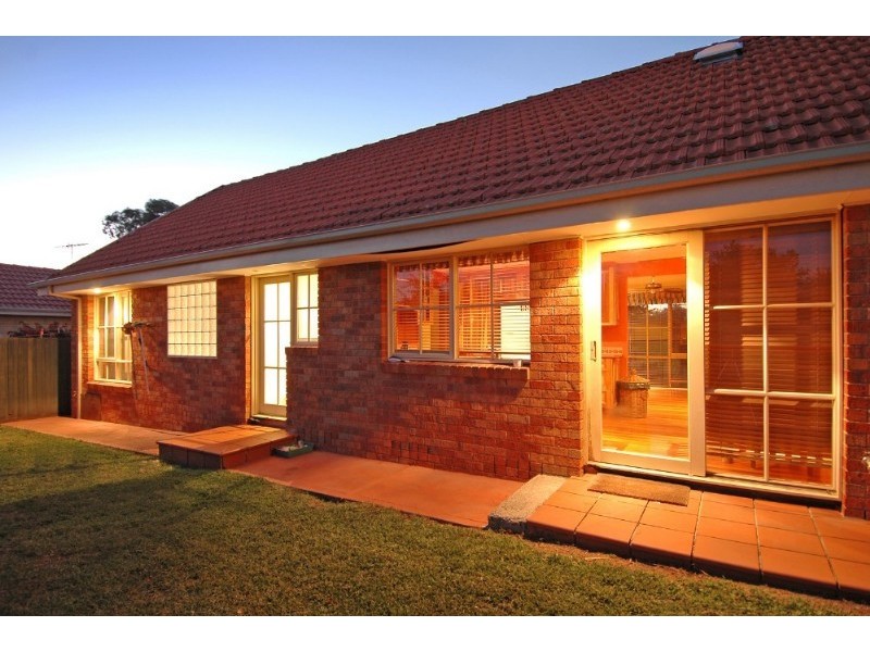 14 Ellerslie Street, Kingsbury VIC 3083