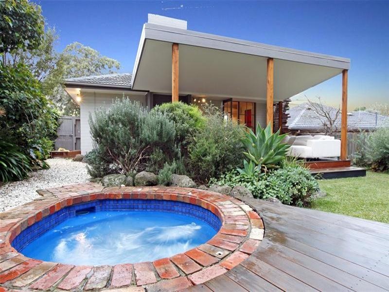 52 Bendoran Crescent, Bundoora VIC 3083