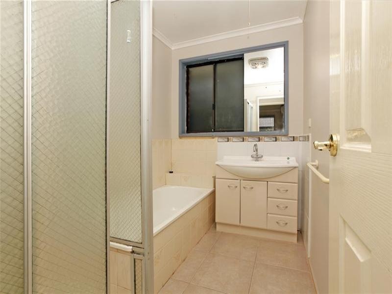 110 Roycroft Avenue, Mill Park VIC 3082