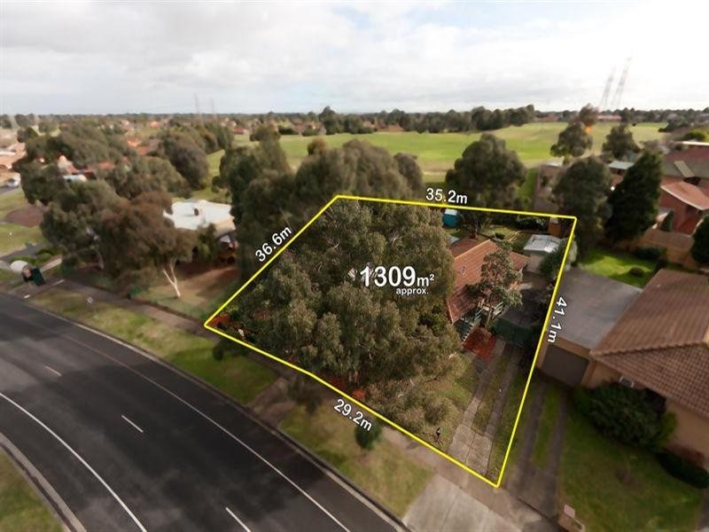 110 Roycroft Avenue, Mill Park VIC 3082