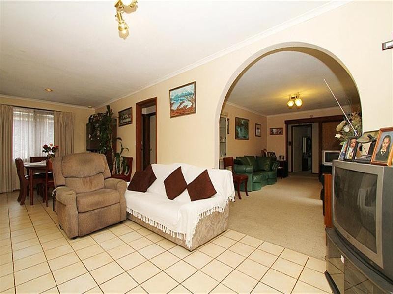 95 Cabernet Crescent, Bundoora VIC 3083