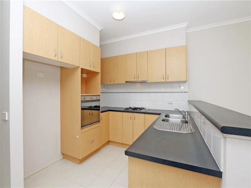 4 Lancewood Walk, South Morang VIC 3752