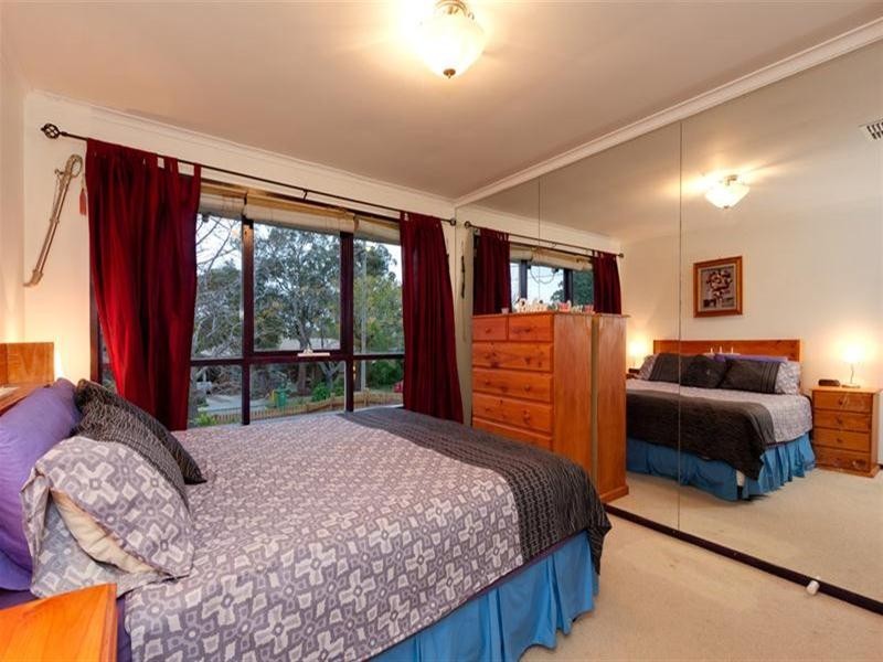 61 Lea Crescent, Bundoora VIC 3083