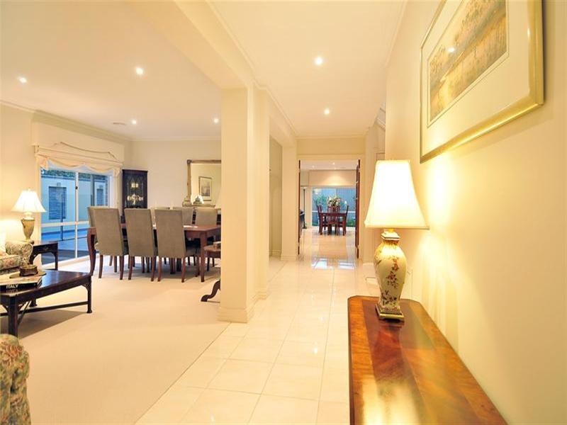 4 Noonan Street, Bundoora VIC 3083