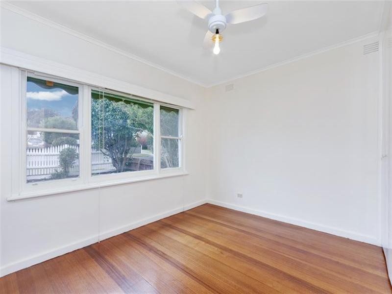 39 Keats Avenue, Kingsbury VIC 3083