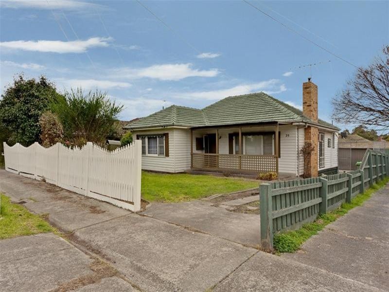 39 Keats Avenue, Kingsbury VIC 3083