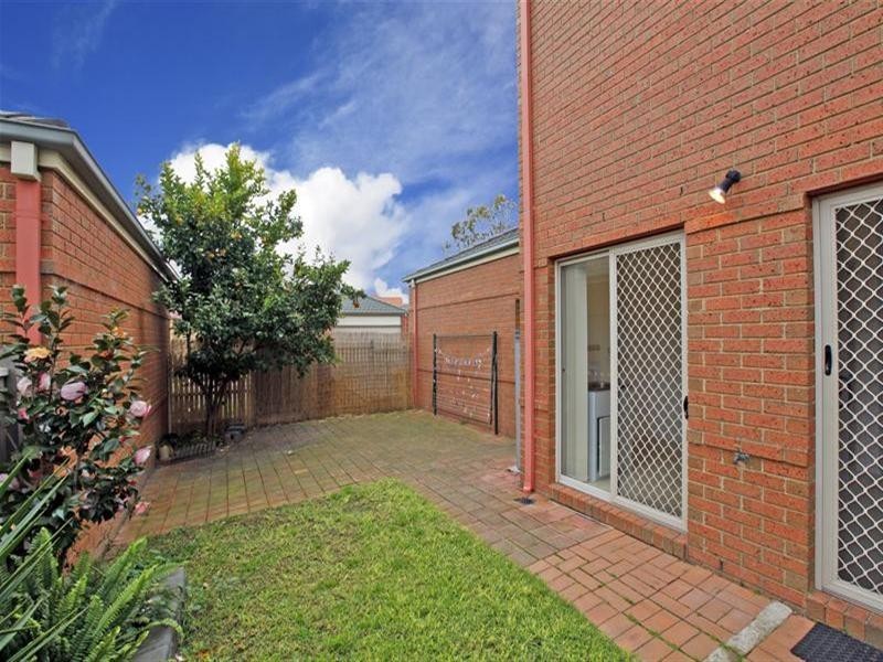 9 Ironbark Drive, Bundoora VIC 3083