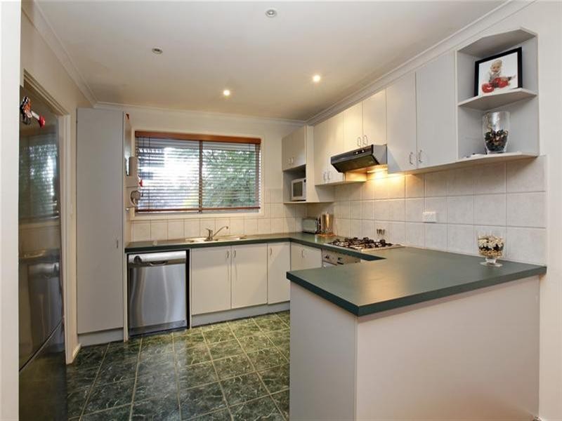 2 Albany Court, Macleod VIC 3085