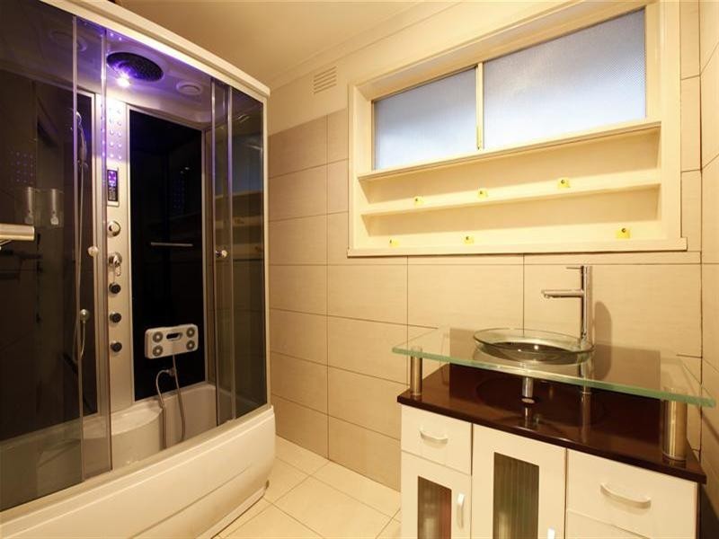 2 Albany Court, Macleod VIC 3085