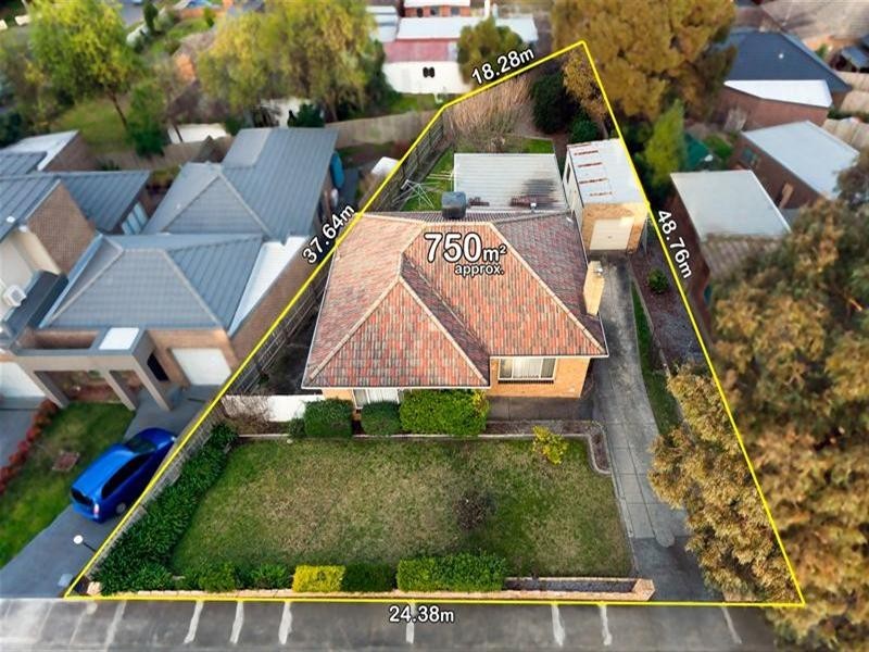 24 Black Street, Reservoir VIC 3073