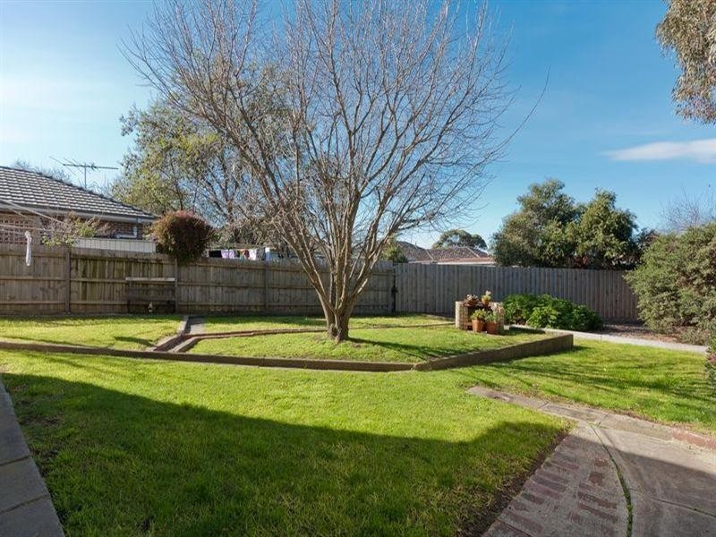 24 Black Street, Reservoir VIC 3073