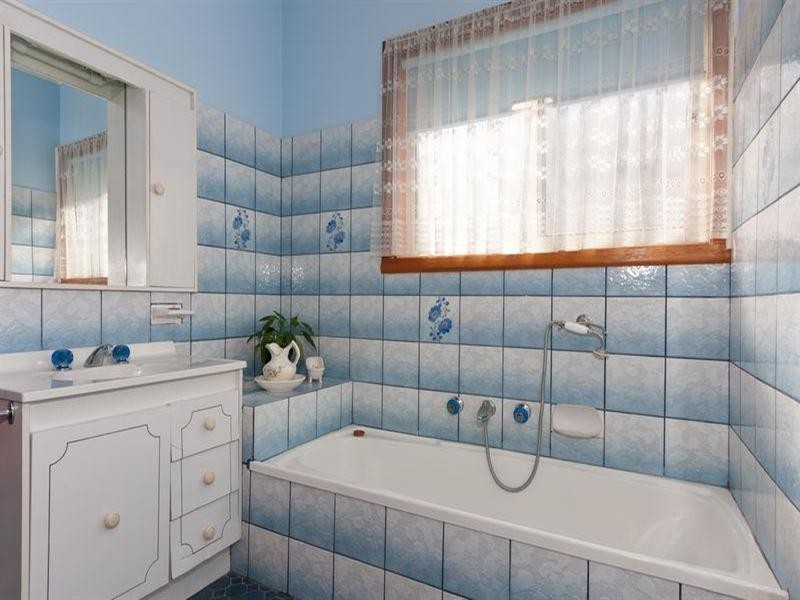 24 Black Street, Reservoir VIC 3073