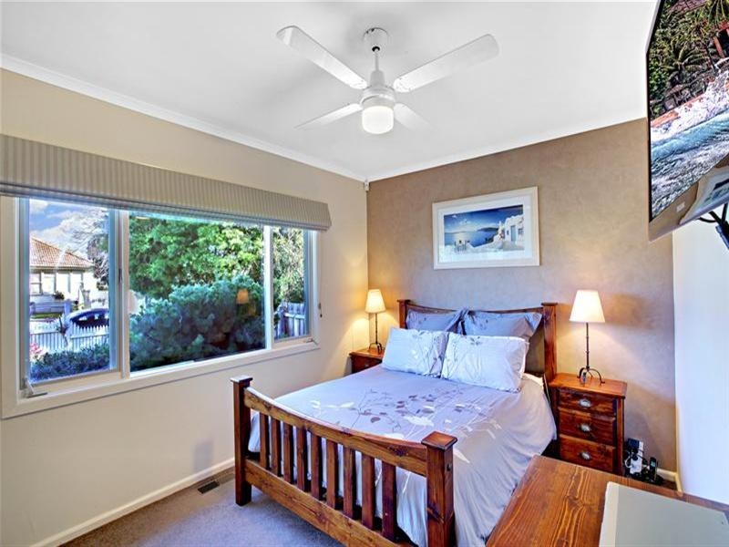 6 Marilyn Court, Watsonia VIC 3087