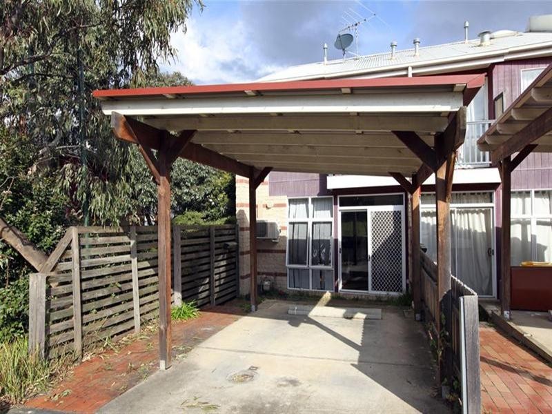 9/70 Grange Boulevard, Bundoora VIC 3083