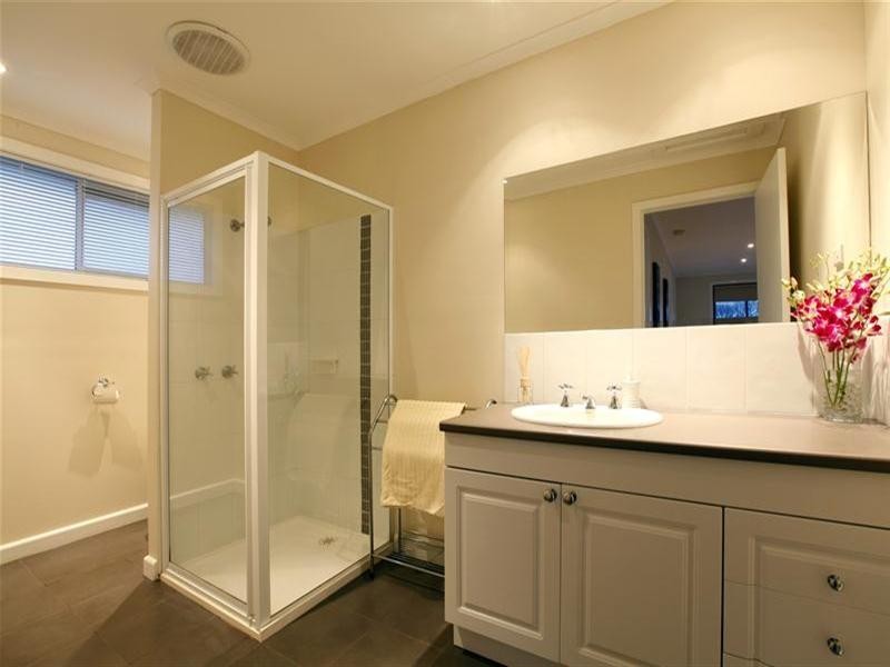 36 David Crescent, Bundoora VIC 3083