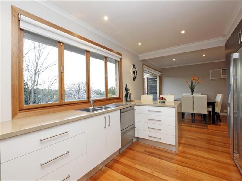 12 Champion Crescent, Bundoora VIC 3083