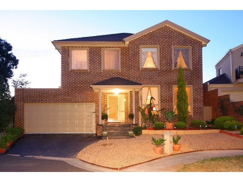 4 Oregon Place, Mill Park VIC 3082