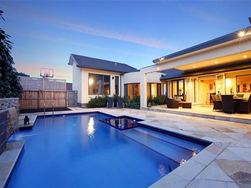 102 Edmund Rice Parade, Bundoora VIC 3083