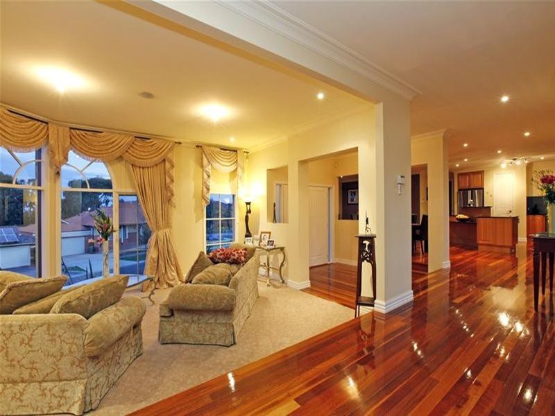 102 Edmund Rice Parade, Bundoora VIC 3083