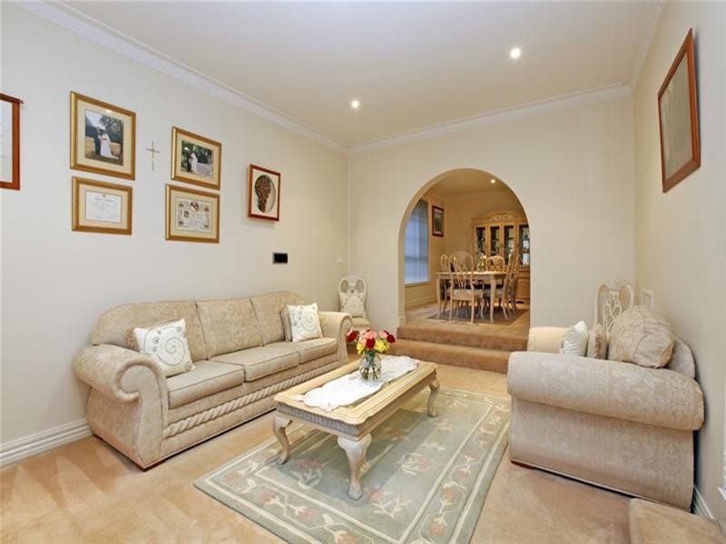 12 Hakea Court, Thomastown VIC 3074