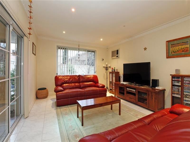 12 Hakea Court, Thomastown VIC 3074