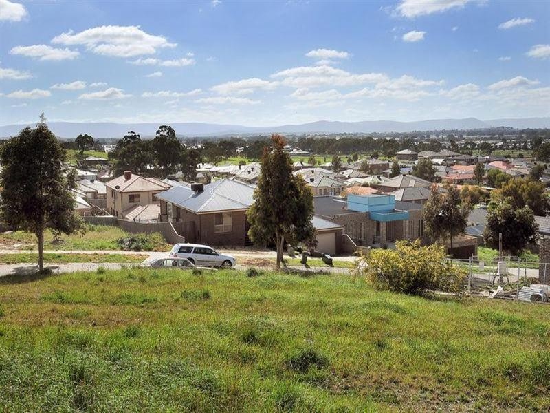 11 Kanooka Avenue, South Morang VIC 3752