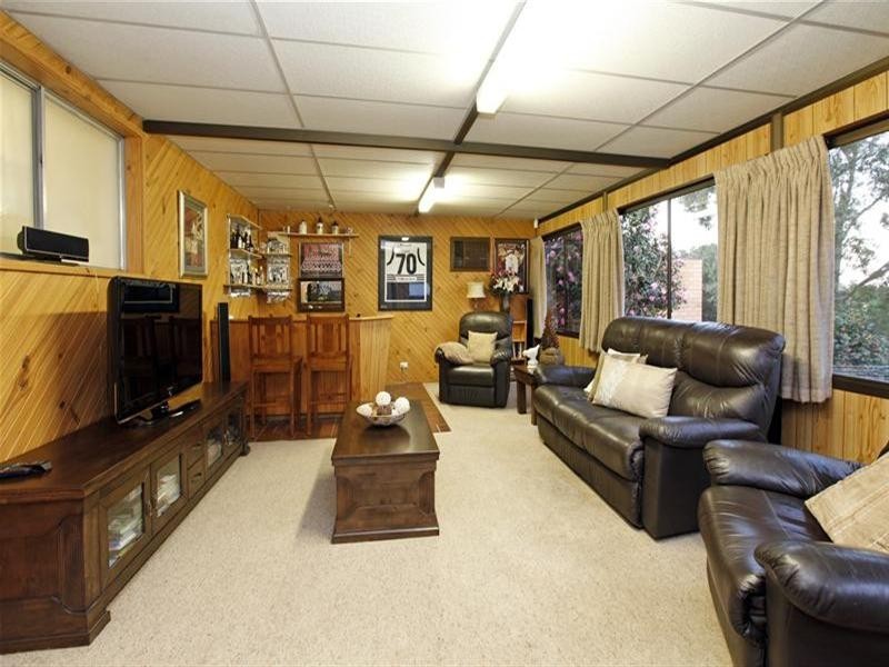 22 Moreton Crescent, Bundoora VIC 3083