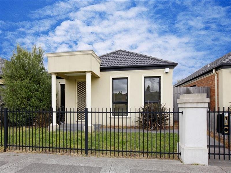 13 Vautier Place, South Morang VIC 3752