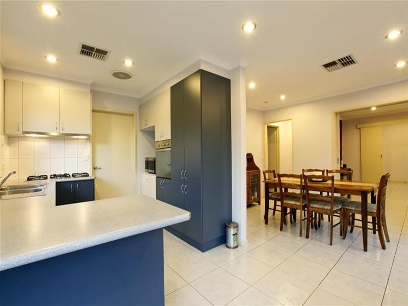 6 Warrenwood Place, Bundoora VIC 3083