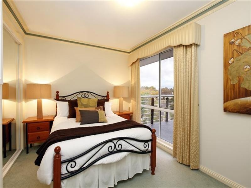 21 Busst Drive, Watsonia North VIC 3087