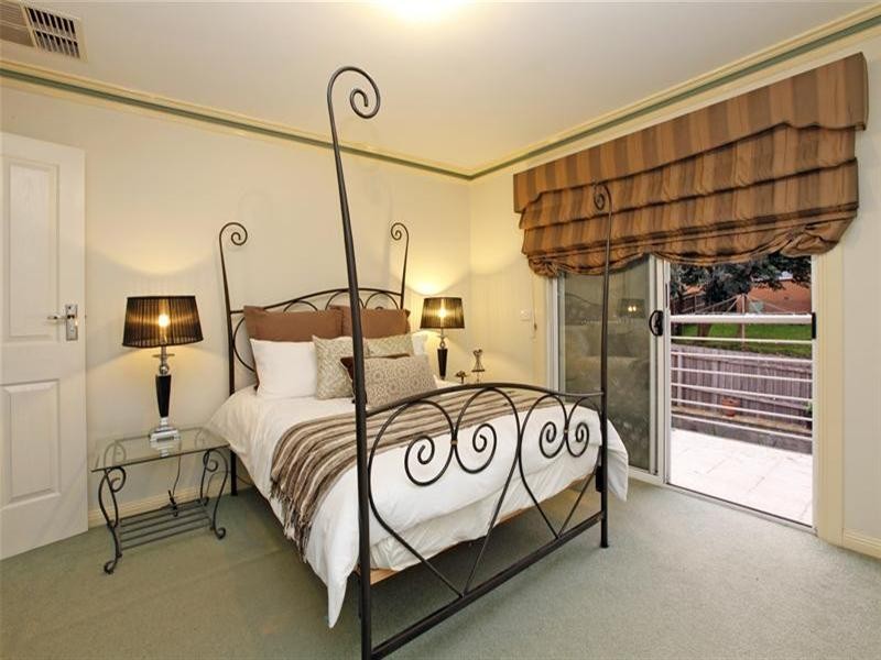 21 Busst Drive, Watsonia North VIC 3087