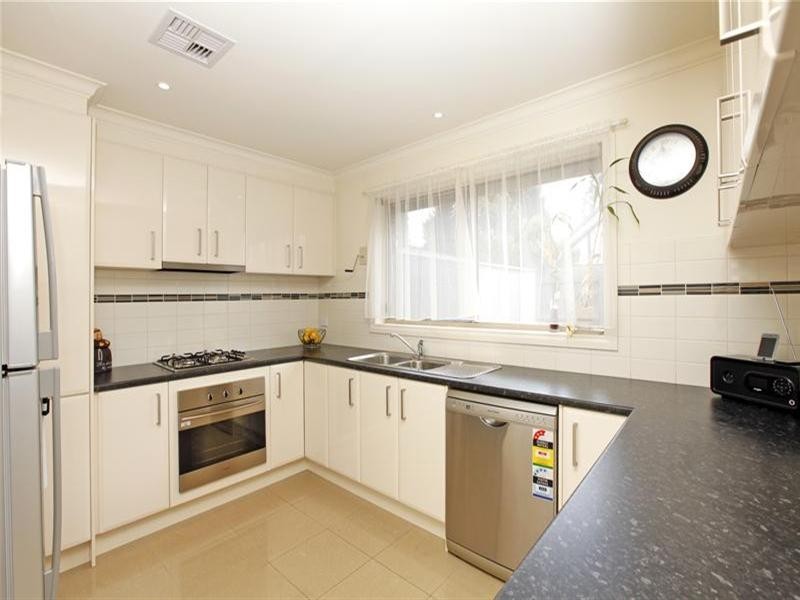 1/8 Tennyson Street, Watsonia VIC 3087